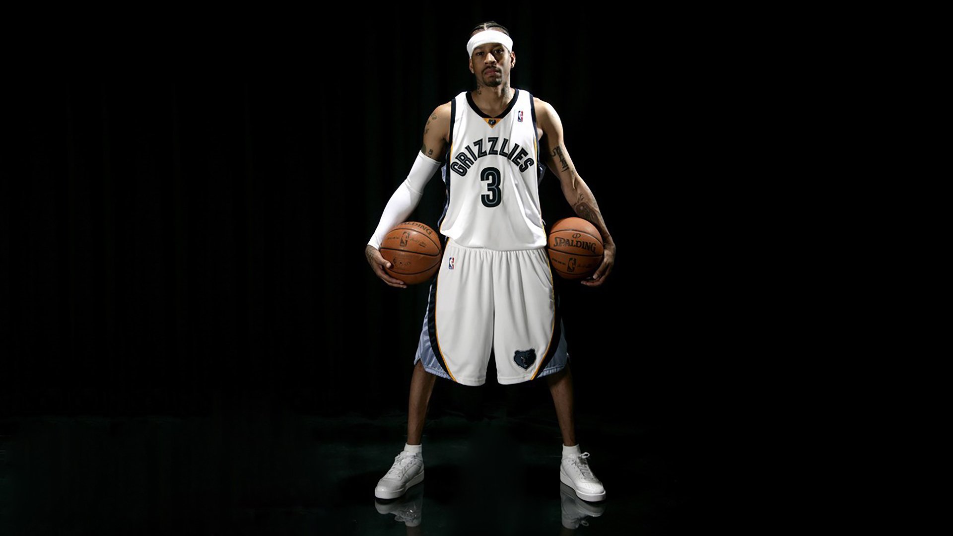 坎宁安33分钟34分10助，状态神勇，坎宁安试训